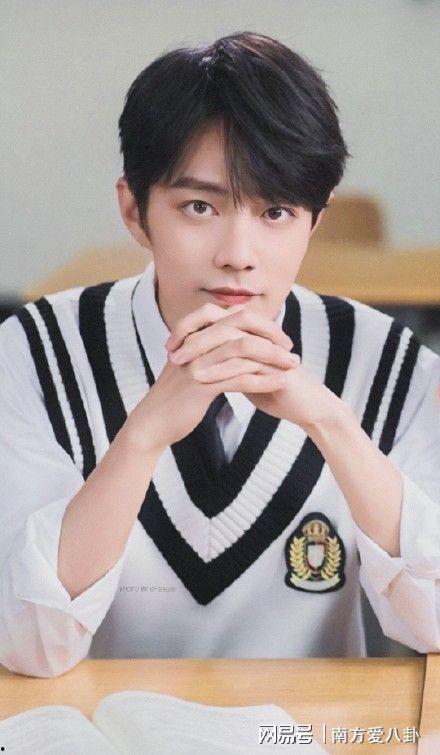 肖战真实学生爆料视频,揭秘校园生活点滴  第3张 肖战真实学生爆料视频,揭秘校园生活点滴  第3张